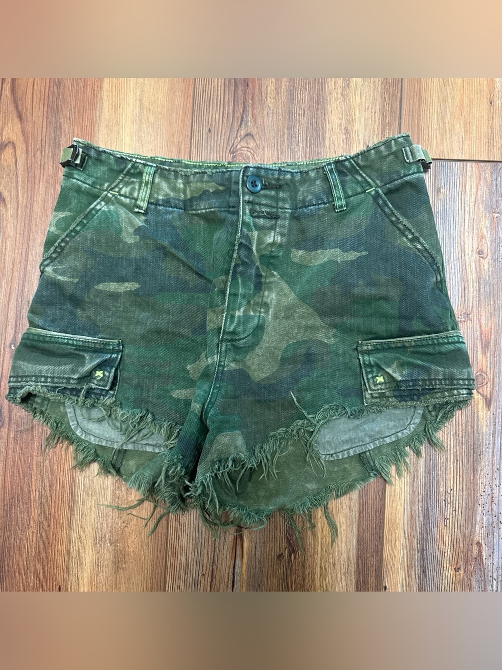 We The Free Green Camo Frayed-Hem Cargo Shorts